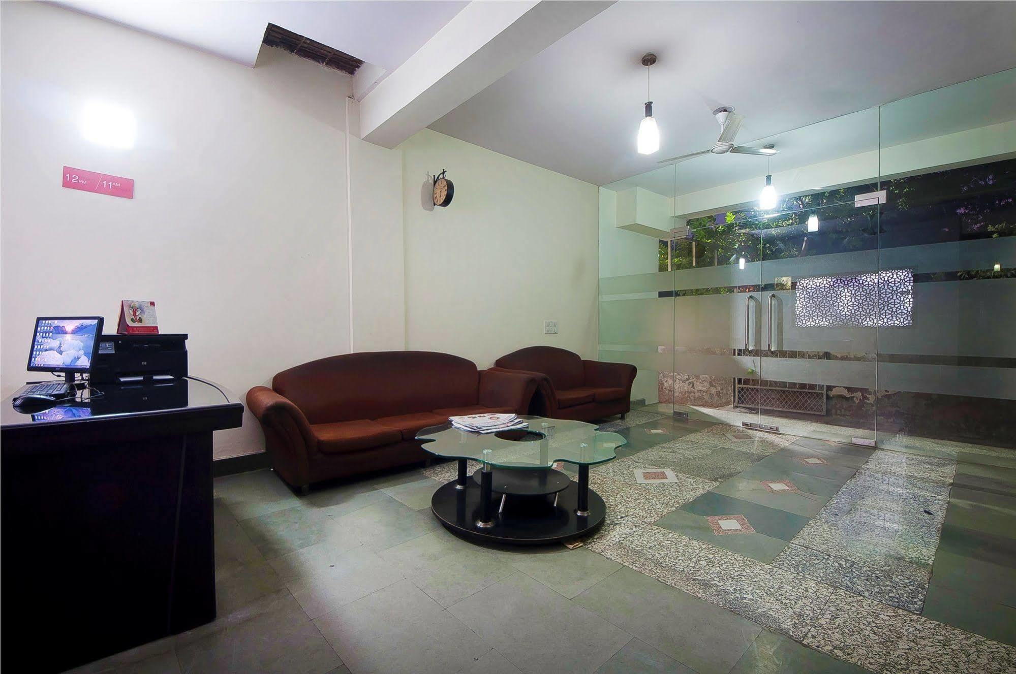 Charanpahari Hotel Nova Deli Exterior foto
